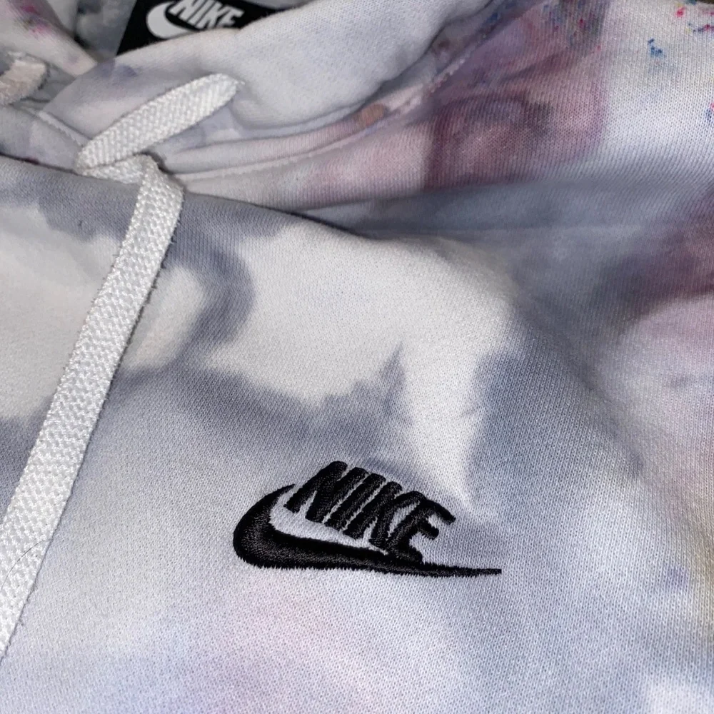 💫 Nike REMXD CUSTOM - Club Fleece Hoodie - XL 💫 - Picture 3 of 5